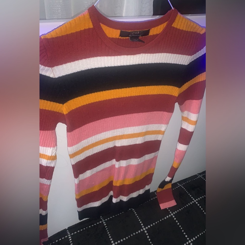 Orange, red, pink, white and black long sleeve for Women in size Medium